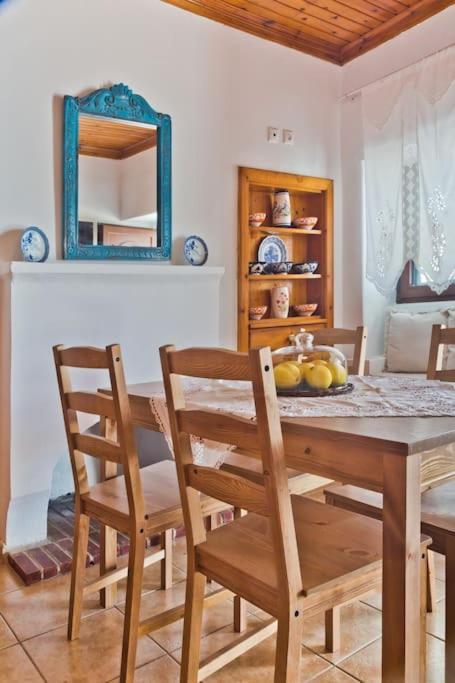 Olia Karpathos Town (Pigadia)